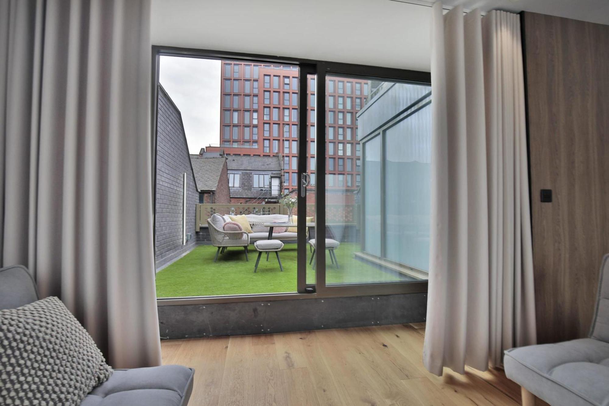 Stunning Luxury Townhouse In Centre Of Manchester Eksteriør bilde